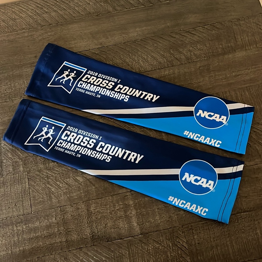 NCAA arm sleeves